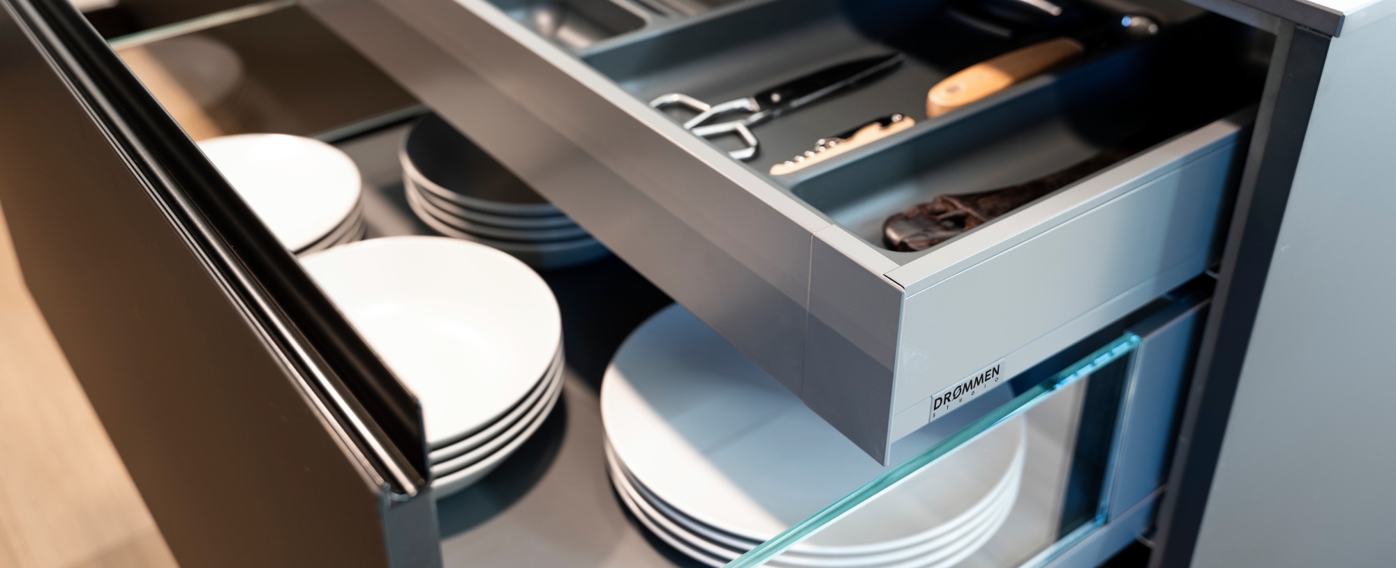 cocina con electrodomesticos integrados